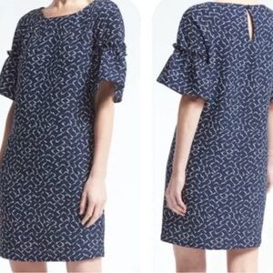 BANANA REPUBLIC. Puff Sleeve, Navy Shift Printed Dress. Size Small. Knee…